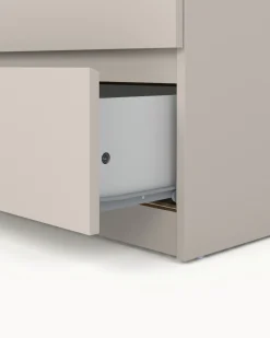 Cómoda alta NEW MATRIX com 5 gavetas